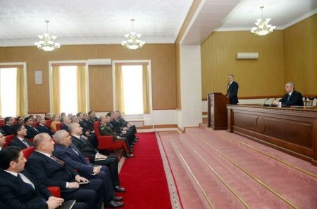 Azərbaycan Prezidentinin səlahiyyətli nümayəndəsi Naxçıvan ictimaiyyətinə təqdim edilib - FOTO Azərbaycan Prezidentinin səlahiyyətli nümayəndəsi Naxçıvan ictimaiyyətinə təqdim edilib - FOTO