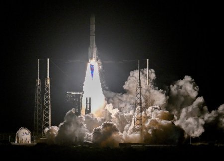 NASA 52 ildən sonra ilk dəfə Aya kosmik gəmi göndərdi: İçində insan qalıqları da var NASA 52 ildən sonra ilk dəfə Aya kosmik gəmi göndərdi: İçində insan qalıqları da var
