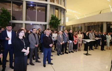 Heydər Əliyev Mərkəzində rəssam Kojo Marfonun sərgisinin açılışı olub 