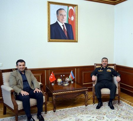 Zakir Həsənov Səlcuq Bayraqdarla görüşüb