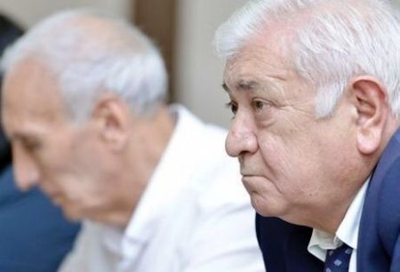 Ötən ay maaşı artan deputatlar bu yay harada dincələcəklər?