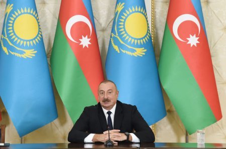 Azərbaycan və Qazaxıstan prezidentləri mətbuata bəyanatlarla çıxış ediblər 