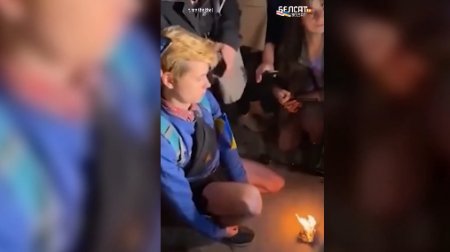 Rusiya vətəndaşı Gürcüstanda pasportunu yandırdı
