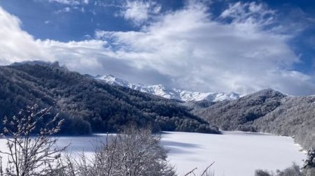 Göygöl və Maralgöl dondu - FOTO