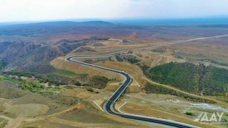 Şamaxı rayonunda 3 yaşayış məntəqəsinin yolu yenidən qurulur