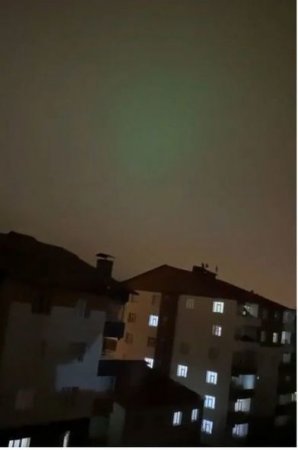 Türkiyə səmasında əsrarəngiz görüntü peyda oldu