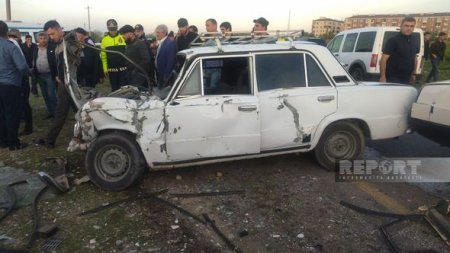 Bərdədə iki avtomobil toqquşdu: Ölən və yaralananlar var - FOTO