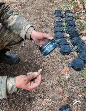 MN: “Hərbçilərimiz Ermənistanda istehsal olunan minaya düşüb” – FOTO