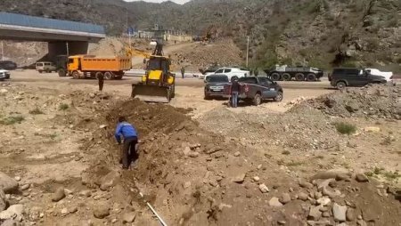 Laçın-Xankəndi yolunun başlanğıcındakı sərhəd-buraxılış məntəqəsinə su verildi - FOTO