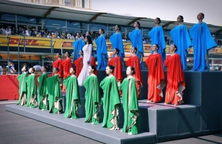 İlham Əliyev və Mehriban Əliyeva “Formula-1” Azərbaycan Qran-prisinin əsas yarışına baxıblar - YENİLƏNİB+FOTOй