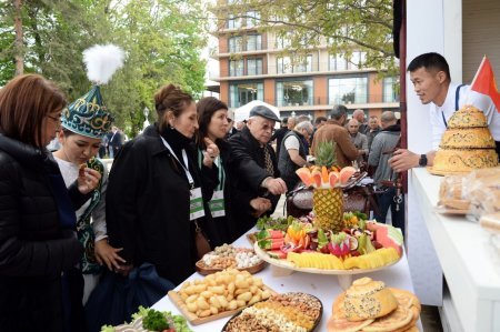 “Xarıbülbül” Beynəlxalq Musiqi Festivalı başlayıb 