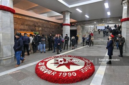 Bir gecədə adı dəyişdirilən, qərənfillərə qərq olunan metronun “20 Yanvar” stansiyası