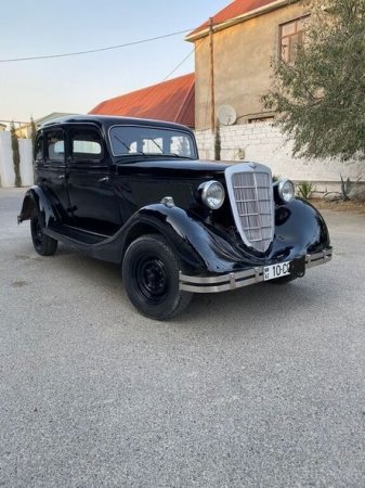 Bakıda 85 illik avtomobil fantastik qiymətə satışa çıxarıldı