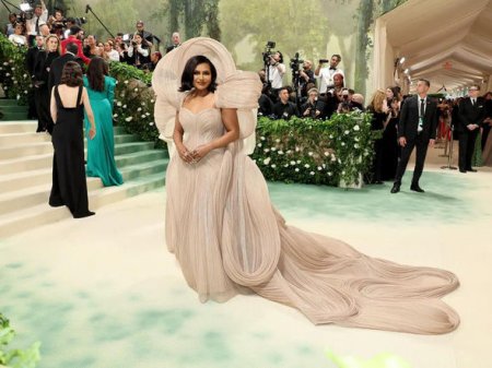 “Met Gala 2024”: Ən parlaq obrazlar - FOTO
