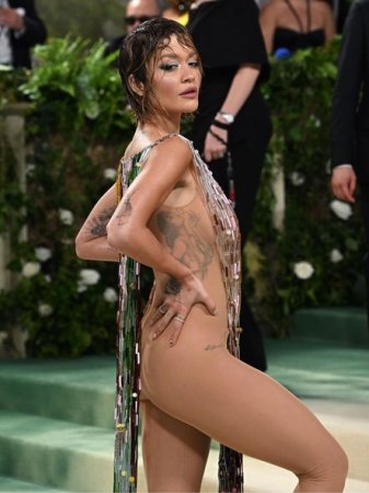 “Met Gala 2024”: Ən parlaq obrazlar - FOTO