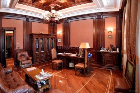 Bakıda məmur evini 15 milyona satışa çıxardı - FOTOLAR