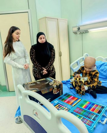 Leyla Əliyeva uşaqları ziyarət etdi- FOTOLAR