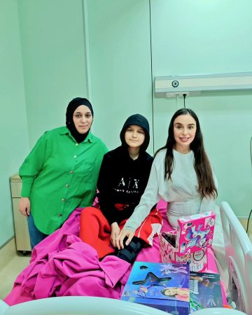 Leyla Əliyeva uşaqları ziyarət etdi- FOTOLAR