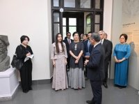 Leyla Əliyeva Vyetnam Kommunist Partiyası Mərkəzi Komitəsinin Baş katibinin xanımı ilə görüşüb