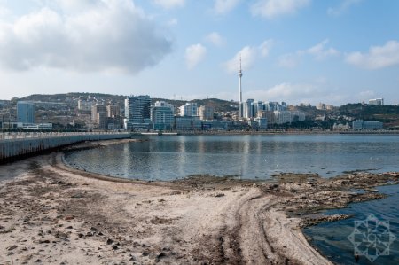 Xəzər bizdən gedir. Fotoreportaj