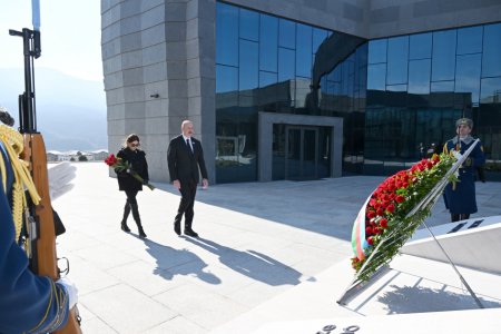 Prezident İlham Əliyev Xocalı Soyqırımı Memorialının açılışında iştirak edib YENİLƏNİB Prezident İlham Əliyev Xocalı Soyqırımı Memorialının açılışında iştirak edib YENİLƏNİB