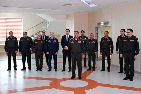 Müdafiə Nazirliyinin rəhbərliyi hərbi hospitalda olub