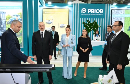 Prezident İlham Əliyev 19-cu “Caspian Agro Week” və 31-ci “InterFood Azerbaijan” sərgiləri ilə tanış olub