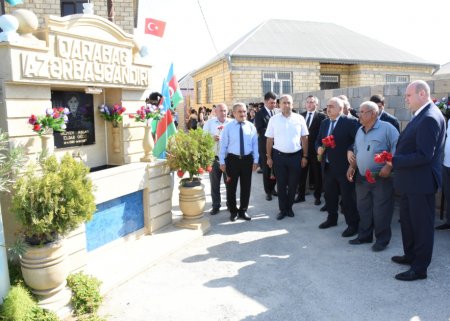 Qaradağ rayonunun Puta qəsəbəsində şəhid Aslan Əliyevin xatirəsi anılıb